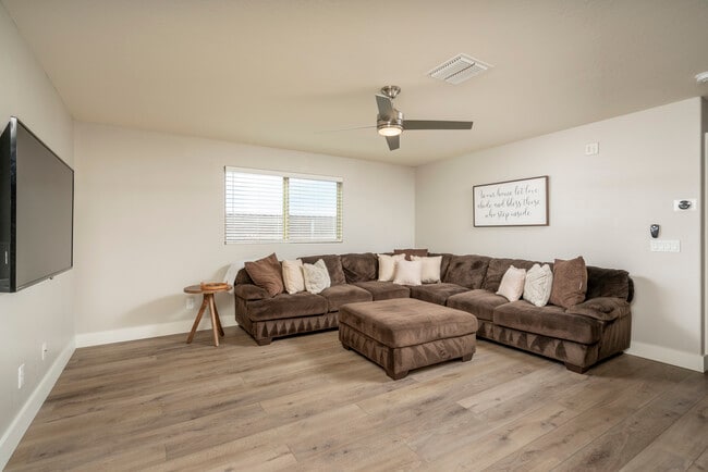 Photo - 9336 W Georgia Ave