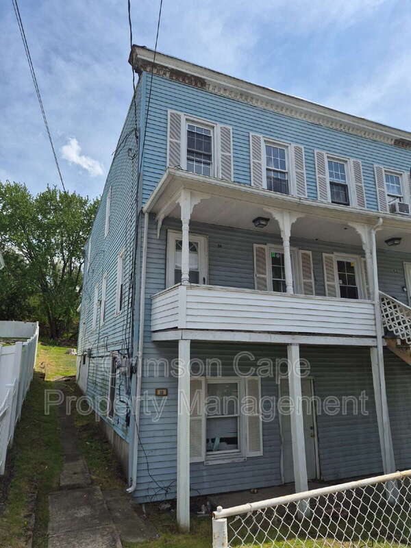 Photo - 58 E Broadway St