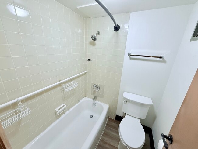 Photo - Executive House