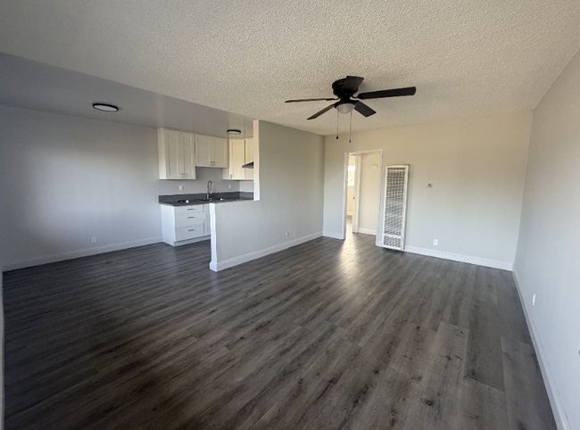 Photo - 1377 W 112th St Unit 8