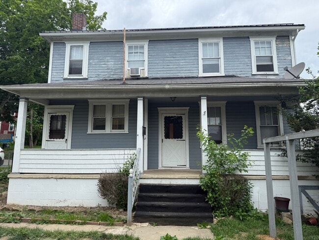 Building Photo - 1150R Boyd Ave