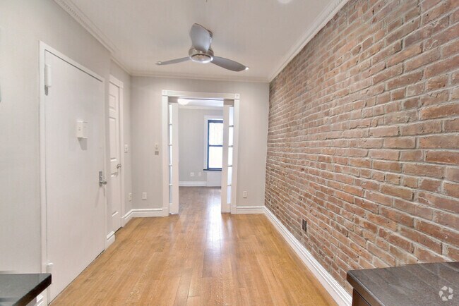 Building Photo - 345 W 53rd St Unit 4C Rental