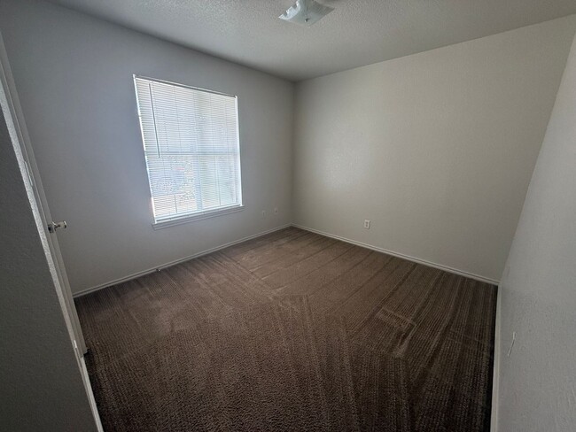 Photo - 3301 Hereford Ln Unit Apt A