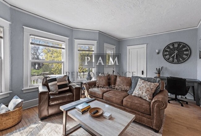 Photo - 2872 S Linebarger Terrace