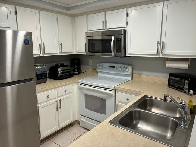 Photo - 19505 Quesada Ave Unit UU203