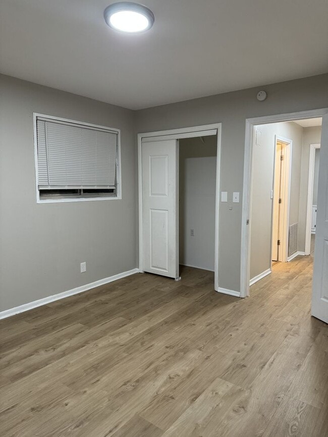 Photo - 6028 Laurel Hall Dr Unidad 6028 Laurel Hall Dr #3