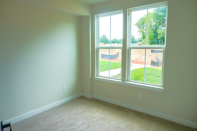 Photo - 12809 Red Clover Wy