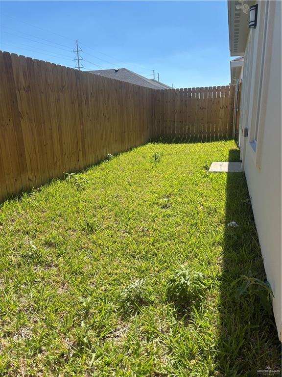 Photo - 18 N Emerald Ave Unidad #2