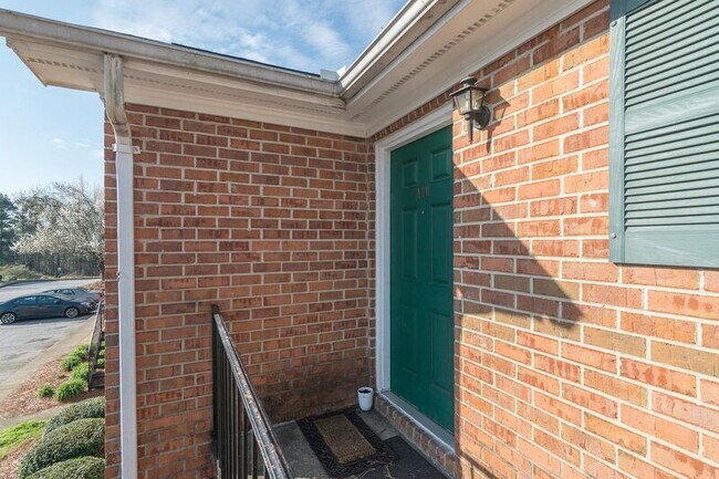 Photo - 2165 S Milledge Ave