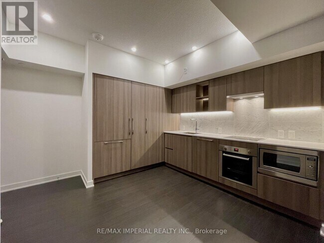 Photo - 19 Bathurst St Unit 1211