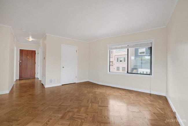 Building Photo - 401 Corbett Ave Unit J-3