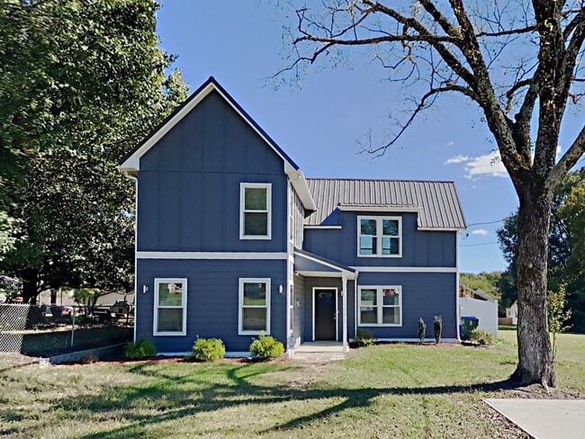 Building Photo - 511 Odell St Rental