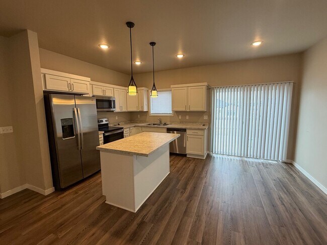 Photo - 3603 33rd St S