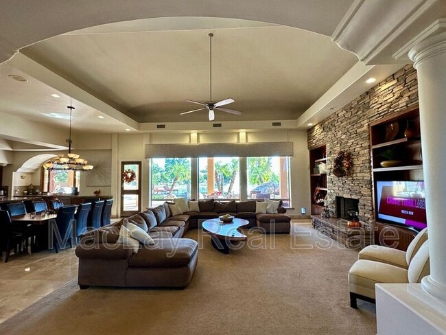 Photo - 5711 W Linda Ln