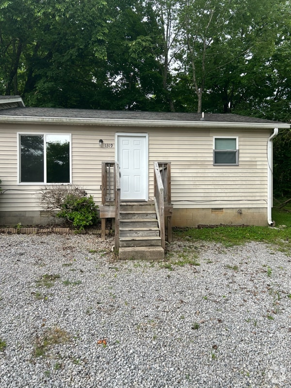 Building Photo - 1319 Givens Ln Unit 1319 Rental