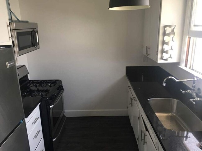 Photo - Dixon Delano Apartments