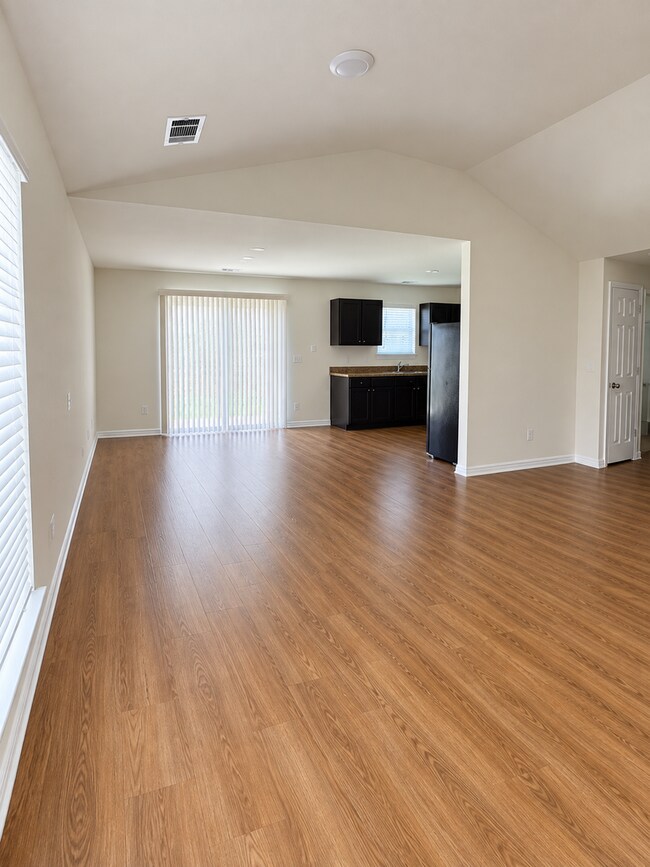 7 Millie Ct