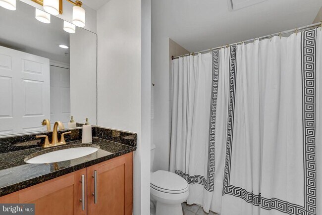 Photo - 3401 38th St NW Unidad 407