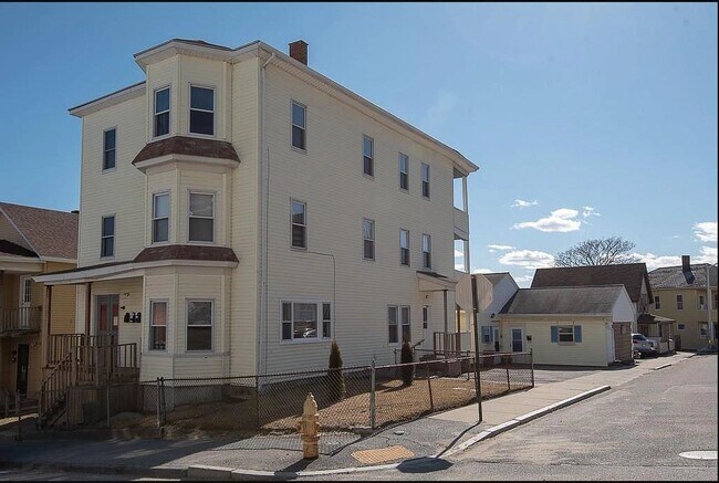 Photo - 5 Seward St Unit Apt #3