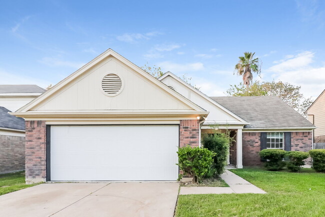 Photo - 1602 Clear Valley Dr House