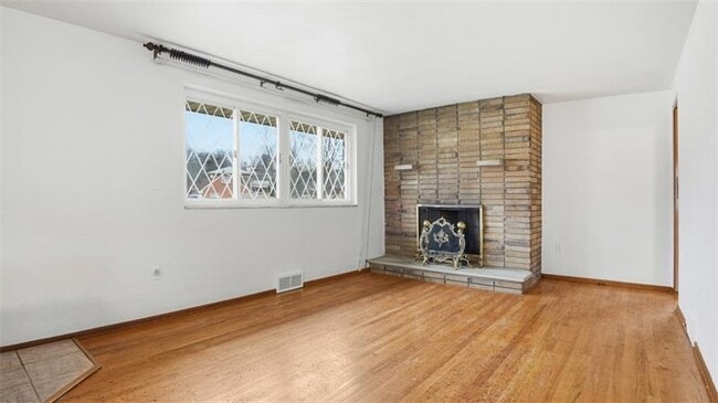 Photo - 4782 Barone Dr