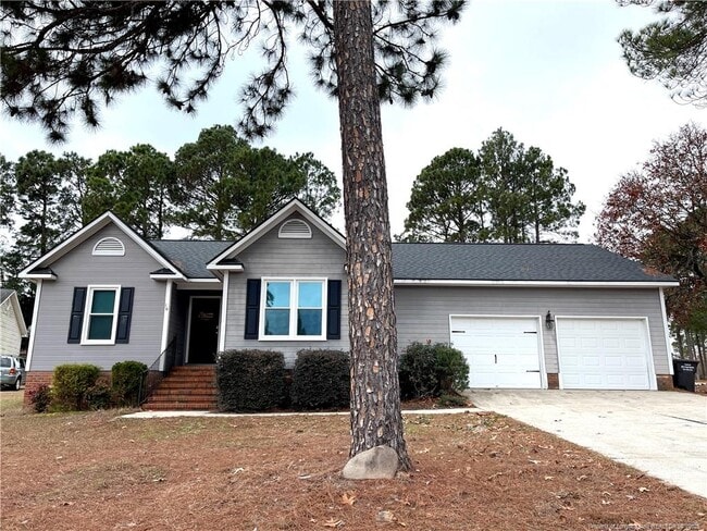 Building Photo - 14 Weymouth Cir