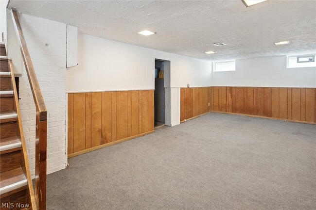 Photo - 9504 S Highland Ave