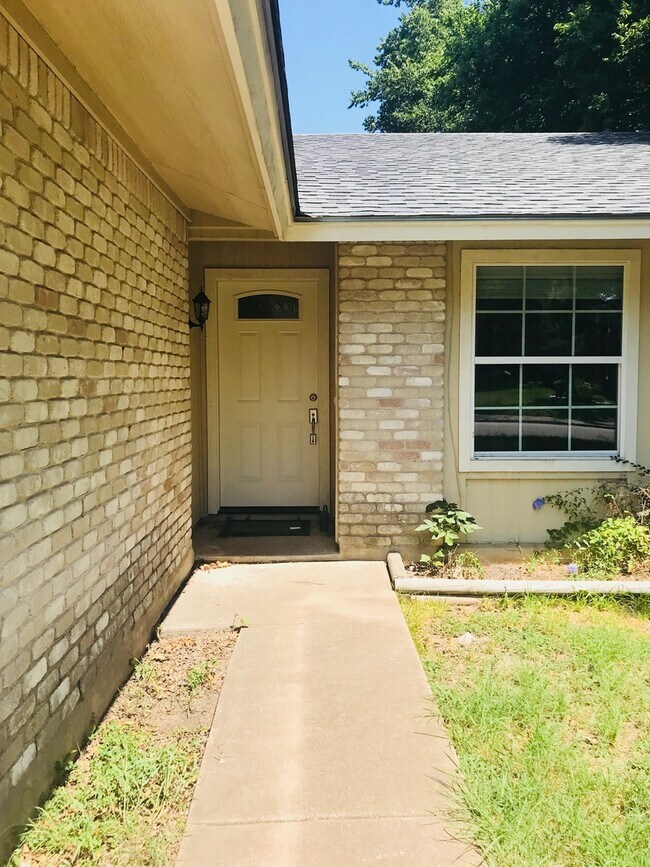 Photo - Great home in Anderson Mill!