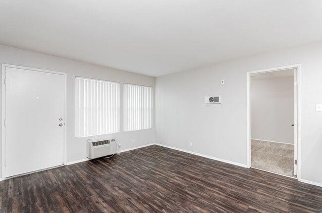 Photo - Welcome home to Lake View Park!