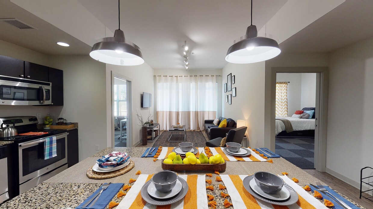 Photo - Yugo Memphis Southern Apartments