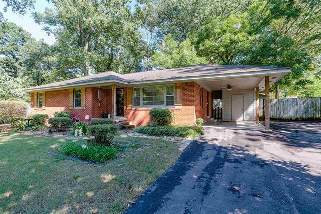 Photo - 3078 Chaucer Ln House