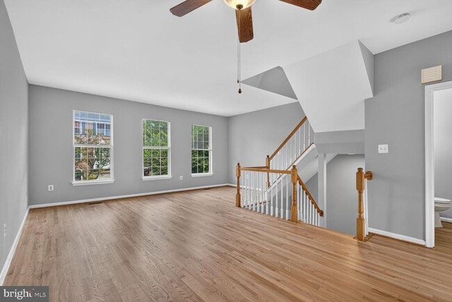 2432 Clover Field Cir