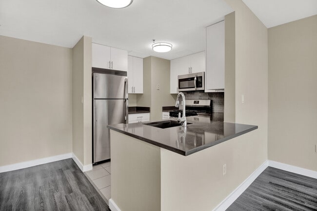 Kendall Crossing Apartments