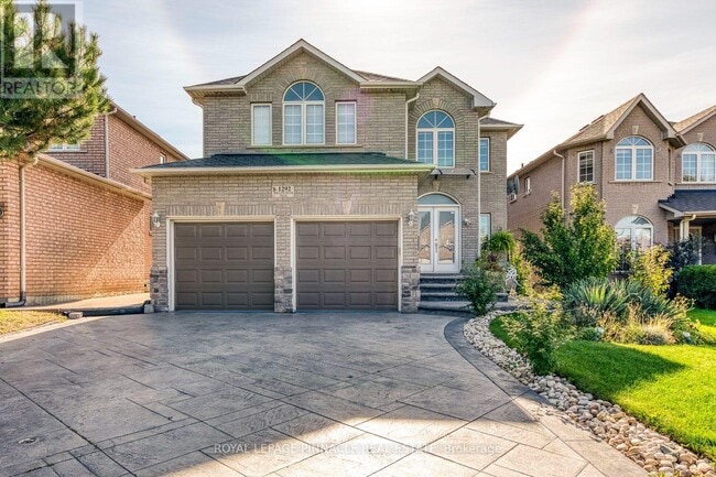 Photo - 1292 Willowbank Trail