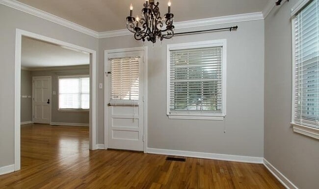 Photo - 1016 Edgewood Blvd