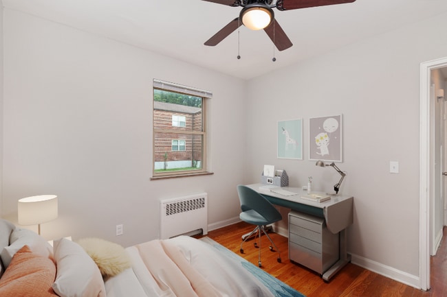 Photo - 1607 Asmann Ave Unit 9 The Vine