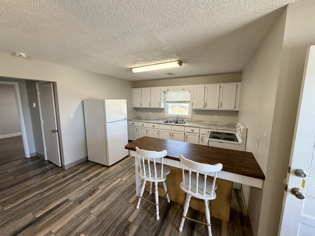 Photo - 253 Magnolia Ave