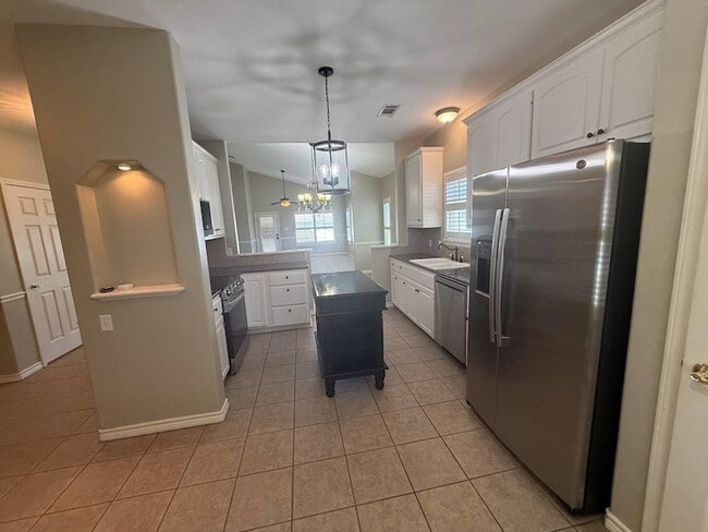 Photo - 125 Dove Ln