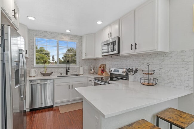 Photo - 2192 S Fulton Cir Unit 202