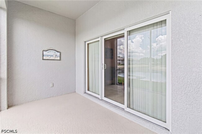 Photo - 12141 Summergate Cir Unit 102