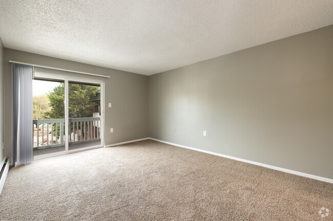 1BR, 1BA - 614SF