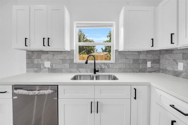 Photo - 9818 Sandra St Unit B