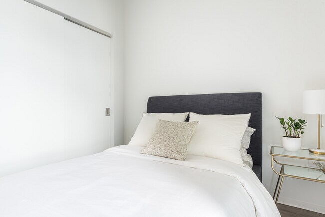 Photo - 2273 N Milwaukee Ave