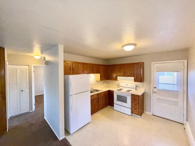 Photo - 1116 Holland Park Blvd Unit #3