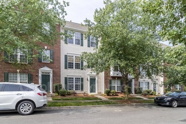 Photo - 9618 Blossom Hill Dr Townhome
