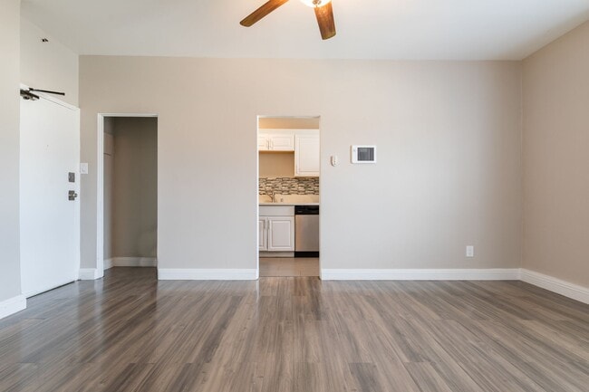Modern & Cozy Studios in Koreatown