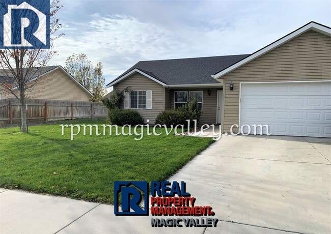 Building Photo - Cute Single-Family Home Available!!