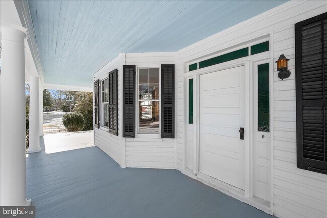 Photo - 7332 Springfield Ave