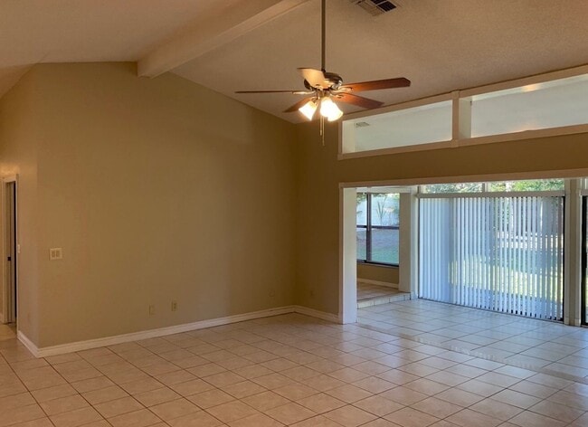 Photo - 2814 Luce Dr N