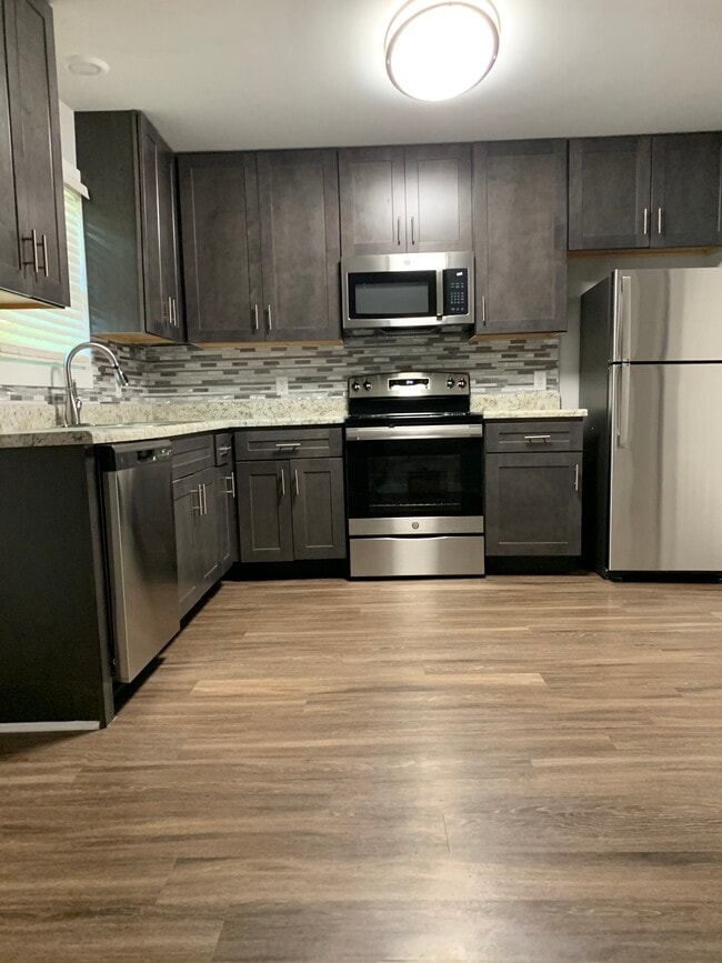 Building Photo - 4108 Greenbriar Rd Rental
